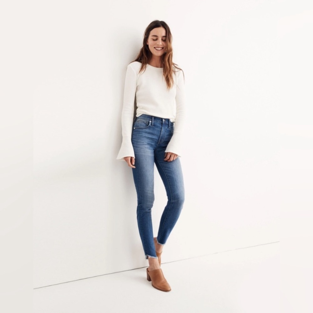 Madewell 10” High Rise Skinny Jeans Tulip Hem Edition Raw Fray 27 Medium Wash